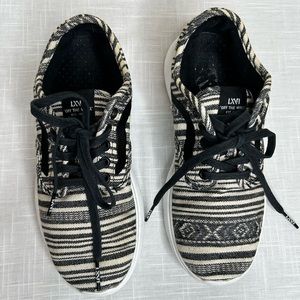 Vans off the Wall IS02 Cancun Multi Sneakers Womens 8.5